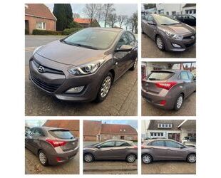 Hyundai Hyundai I30 1.4 CLASSIC*KLIMA*GRA*MFL*TEL/BT*1HD*S Gebrauchtwagen