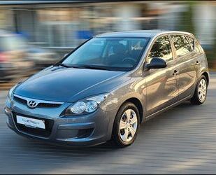 Hyundai Hyundai i30 Edition+ * TüV NEU * Klima * Allwetter Gebrauchtwagen