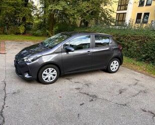 Toyota Toyota Yaris Comfort, Navi+ Cam,Tel, Klima, Spuras Gebrauchtwagen