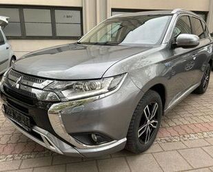 Mitsubishi Mitsubishi Outlander PHEV Basis Spirit 4WD!! Gebrauchtwagen