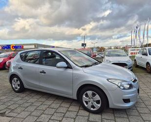 Hyundai Hyundai i30 1.4 Comfort Klima. AUX/USB. TÜV neu Gebrauchtwagen