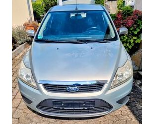 Ford Ford Focus 1,6 Ambiente Turnier Ambiente Gebrauchtwagen