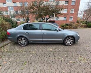 Skoda Skoda Vollausstattung Superb 1.8 TSI DSG Comfort Gebrauchtwagen