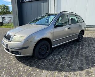 Skoda Skoda Fabia Combi 1.4 16V 74 kW Ambiente Ambiente Gebrauchtwagen