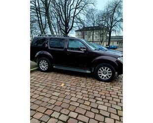 Nissan Nissan Pathfinder 2.5 dCi DPF PLATINUM 4WD PLATINU Gebrauchtwagen