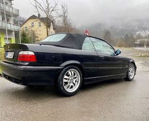 BMW BMW 328i Cabrio Gebrauchtwagen