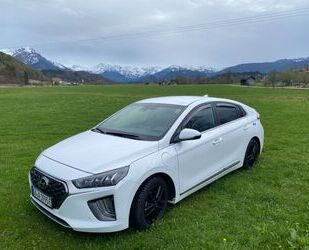 Hyundai Hyundai IONIQ 1.6l GDi PLUG-IN HYBRID - Prime + Ga Gebrauchtwagen