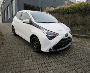 Toyota Toyota Aygo AYGO*Team D*Rückfahrkam*Tempomat* Gebrauchtwagen