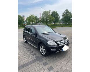 Mercedes-Benz Mercedes-Benz ML 300 CDI 4MATIC BlueEFF. Grand Edi Gebrauchtwagen