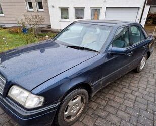 Mercedes-Benz Mercedes-Benz 250 turbodiesel 185.000 Gebrauchtwagen