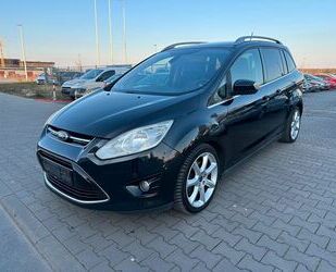 Ford Ford Grand C-MAX TitaniumNAVI*7XSITZ*KAMERA*LEDER* Gebrauchtwagen