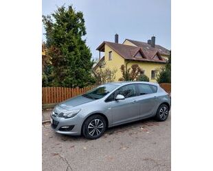 Opel Opel Astra J 1.6 Limousine Gebrauchtwagen