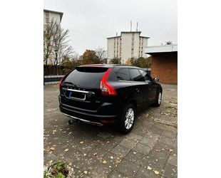 Volvo Volvo XC60 D4 AWD Kinetic Geartronic Kinetic Gebrauchtwagen