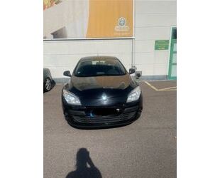 Renault Renault Megane III Lim. 5-trg., SHZ, Temp. Gebrauchtwagen