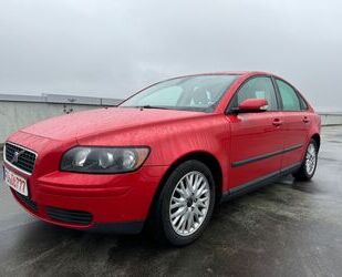 Volvo Volvo S40 2.4 Kinetic 103 KW Lim. Aut. Klimaautoma Gebrauchtwagen