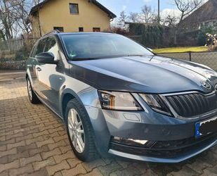 Skoda Skoda Octavia 2.0 TDI DSG 4x4 CLEVER Combi CLEVER Gebrauchtwagen