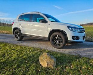 VW Volkswagen Tiguan 2.0 TDI LOUNGE Navi AHK Kamera T Gebrauchtwagen