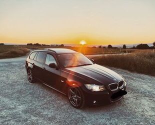 BMW BMW 320i Touring - Gebrauchtwagen