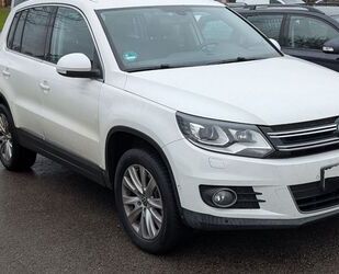 VW Volkswagen Tiguan 2.0 TSI 155kW 4MOTION Sport & St Gebrauchtwagen