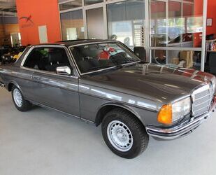 Mercedes-Benz Mercedes-Benz 230 CE, Klima, Schiebedach, Automati Gebrauchtwagen