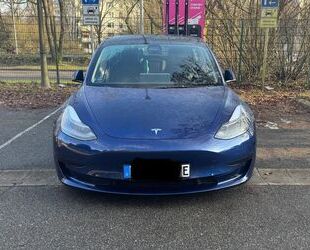 Tesla Tesla Model 3 SR+ MJ22 - 60kwh - LFP - AHK - MIC Gebrauchtwagen