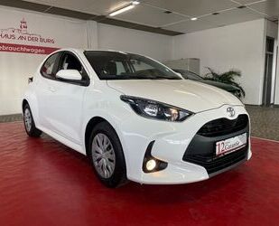 Toyota Toyota Yaris Comfort *Automatik + Kamera + Navigat Gebrauchtwagen