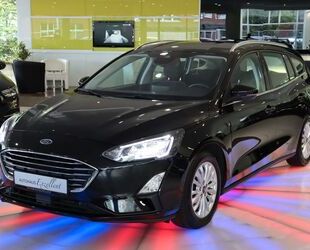 Ford Ford Focus Turnier Titanium*NAVI*KAMERA*SHZ*LHZ*AL Gebrauchtwagen