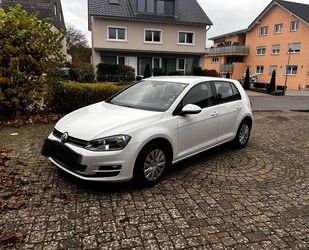 VW Volkswagen Golf 1.2 TSI BMT Trendline Trendline Gebrauchtwagen