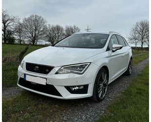 Seat Seat Leon ST 2.0 TDI 184PS FR DSG Alcantara Sport Gebrauchtwagen