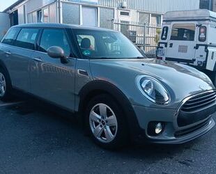 Mini MINI CLUBMAN 1.5D AUT SPORT NAVI PRO H&K HUD KEY Gebrauchtwagen