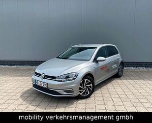 VW Volkswagen Golf VII 1.6 TDI Navi AHK LM-Felgen FAH Gebrauchtwagen