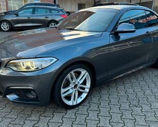 BMW BMW 230i Coupé Sport Line Sport Line Gebrauchtwagen