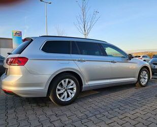 VW Volkswagen Passat Variant 2.0 TDI SCR DSG Business Gebrauchtwagen