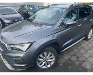 Seat Seat Ateca 1.5 TSI DSG Xperience /NAVI/SHZ/AHK Gebrauchtwagen