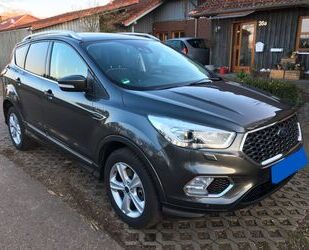 Ford Ford Kuga Vignale 179 PS-4x4- Aut-Pano-eAHK-Stdhz. Gebrauchtwagen