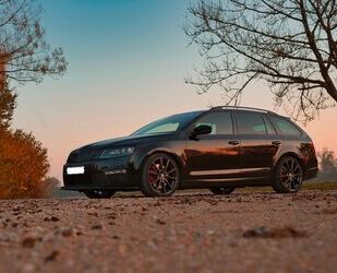 Skoda Skoda Octavia RS Combi*DSG*AHK*SHZ*FSH*Leder*Navi Gebrauchtwagen