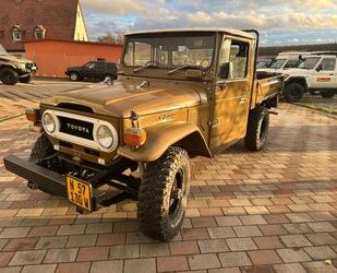 Toyota Toyota Land Cruiser FJ45 Gebrauchtwagen