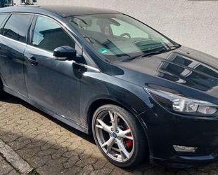 Ford Ford Focus 1,5 EcoBoost 134kW Titanium Turnier Ti. Gebrauchtwagen