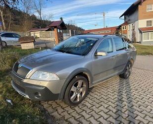 Skoda Skoda Octavia Combi 2.0 FSI 4x4 Scout Gebrauchtwagen