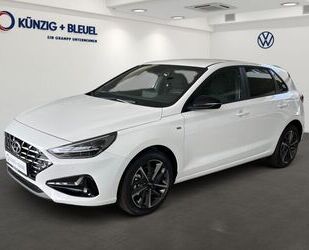 Hyundai Hyundai i30 Advantage Mild-Hybr*Nav*SHZ*Kam*LED*Ca Gebrauchtwagen