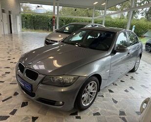 BMW BMW 318 Facelift 3 Lim. 318i*Navi*Tempomat*LED* Gebrauchtwagen