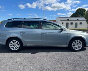 VW Volkswagen Passat 2.0 TDI DSG 4MOT 125kW Highline Gebrauchtwagen