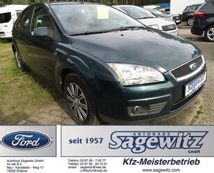 Ford Ford Focus Lim. 1.6 Ti-VCT Ghia Klimaaut. CD-Radio Gebrauchtwagen