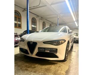 Alfa Romeo Alfa Romeo Giulia Super Q4 TÜV & Service NEU Gebrauchtwagen