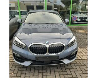 BMW BMW 120d XDrive Autom Sport-Line LED-Navi-Kamera-P Gebrauchtwagen