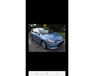 Hyundai Hyundai i30 blue 1.4 Classic Classic Gebrauchtwagen