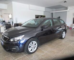 Peugeot Peugeot 308 PureTech 110 Active SW NAVI, SH Gebrauchtwagen