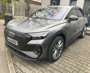 Audi Audi Q4 e-tron 55 quattro S-line SPORTSITZE PANO H Gebrauchtwagen