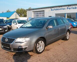 VW Volkswagen Passat Variant Highline / Bi-Xenon / Na Gebrauchtwagen