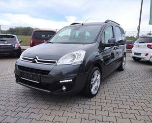 Citroen Citroën Berlingo Shine AHK+Sitzheizung+Klimaauto+A Gebrauchtwagen